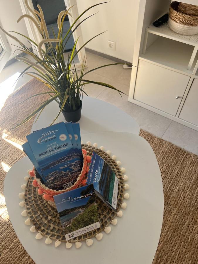 Appartement Pied Dans L'Eau La Seyne-sur-Mer Dış mekan fotoğraf